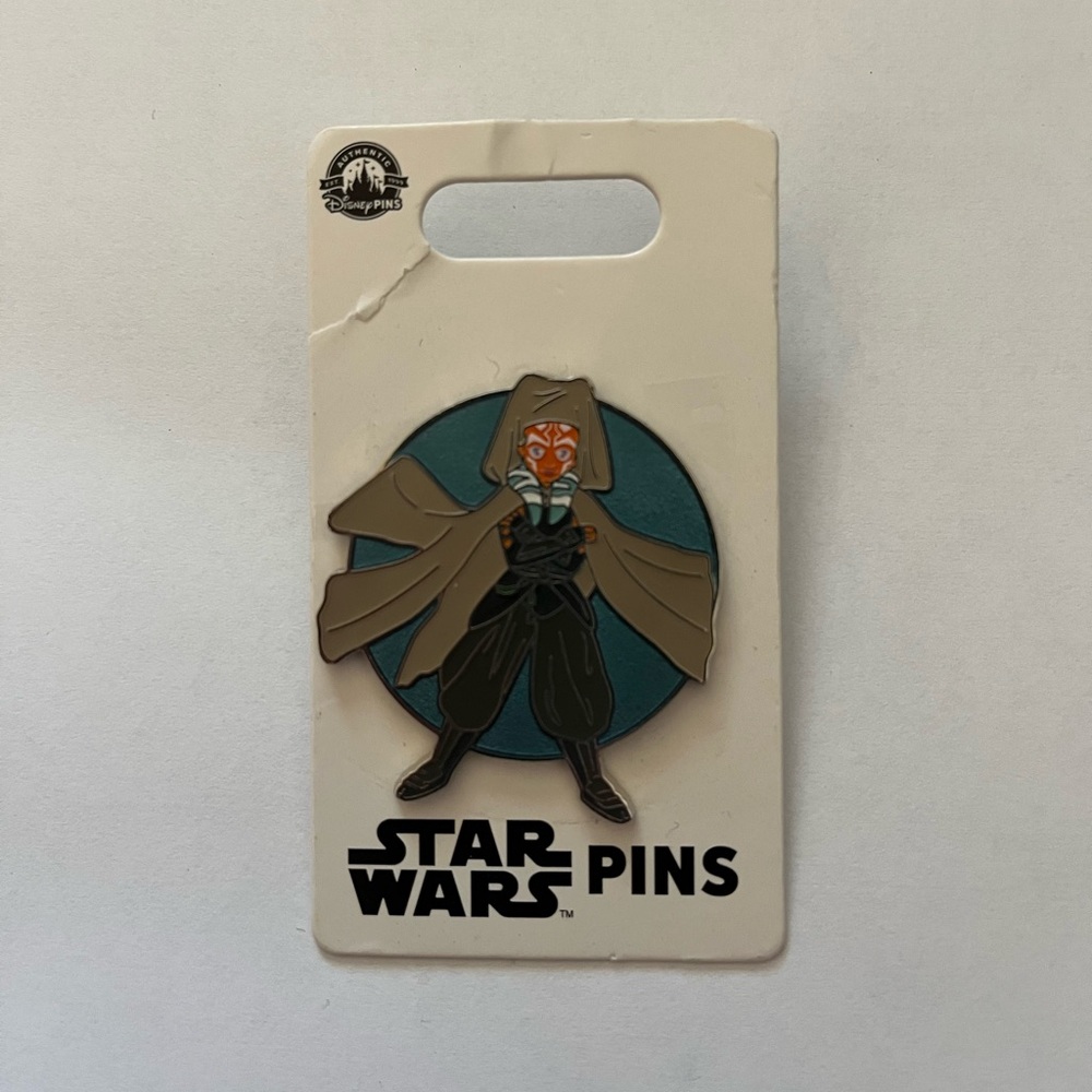 Disney Park Pin Trading Star Wars Ahsoka Tano Enamel Carded Pin